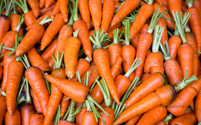 Dieta carote aiutano a perdere peso