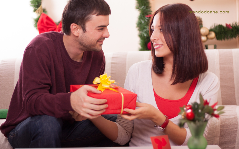 Regali per stupire lei, dal compleanno a Natale